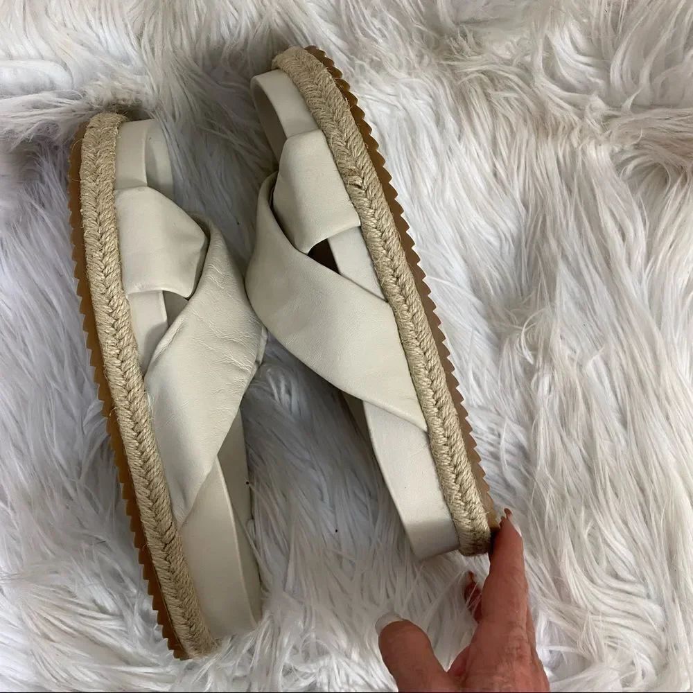 NEW ZARA ecru white leather flat wide straps sandals 39 US 8.5 - Picture 5 of 11